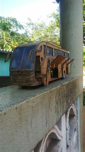 how to make bus with cardboard a bus made from cardboard by Desmond, please like this video