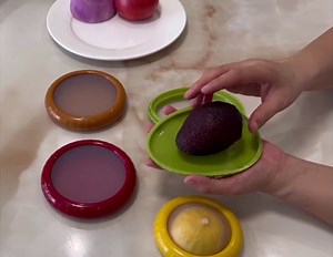 4PC Silicone Fruit and Vegetable Storage Containers Set for Fridge, Onion Storage Container, Avocado keeper,Tomato Saver,and Lemon holder