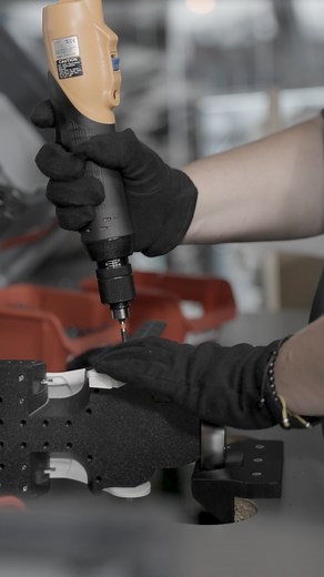 In a world of fast trends, we focus on timeless performance. Every component is designed, tested, and manufactured right here in Germany, a place defined by its tradition of precision engineering. We are committed to creating lasting value. Our riders know the difference. It’s the tangible quality you feel the moment you strap in. This is our commitment. This is your ride. #clew #snowboarding | CLEW Snowboarding