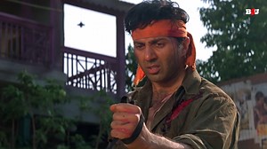 3.7M views · 147K reactions | #SunnyDeol ने जीती अपनी ज़िन्दगी की जंग | Ghatak | Sunny Deol | Amrish Puri | Hindi Movie | Movie Clips | B4U Movie #Ghatak #action #sunnydeol #AmrishPuri #hindimovie #bollywood #B4U #movieclips #gadar2 | B4U Motion Pictures | Facebook