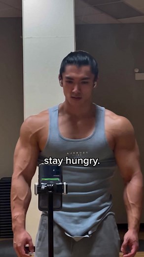 keep giving it your all, every single day. #gym #motivation #fitnessmotivation #physique