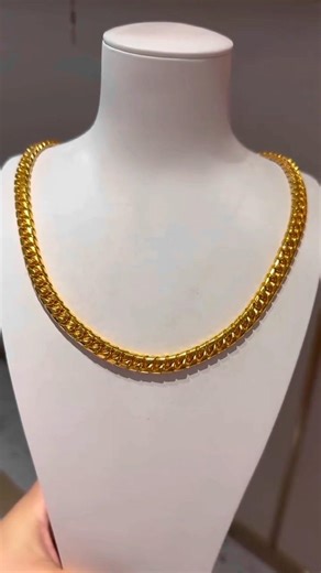 A 50 gram gold necklace, handcrafted over seven hours. #jewelry #shorts #viralvideo #gold