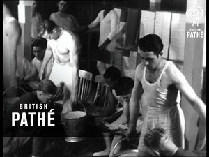 American Recruits Arrival At Barracks, Uniform Fitting And Medical Inspection (1941)