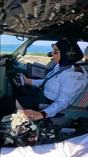 Female Pilot Smooth Landing ✈️ | Cockpit View POV 😍