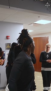 60K views · 1.2K reactions | how does that one song go? .... GO, MEG ️ GO, MEG ️ | Las Vegas Aces | Facebook