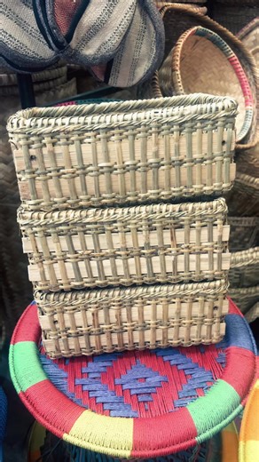 pakay collection (@pakaycollection)’s videos with Purbeli Jhyaure Lok Dhun - Tharka Bahdur Shrestha