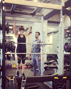 1M views · 5.6K reactions | New respect for ppl who can do pull ups! 浪Bloody tough but sooo much fun! #mondaymotivation @thevinodchanna #gymmotivation #fitnessmotivation #workout #instavideo | Shamita Shetty | Facebook