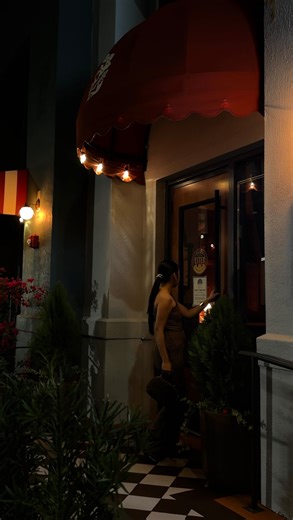 Miriam Fetizanan on Instagram: "Orlando just got a brand new date night / girl dinner gem ✨ Osteria Ester @osteria_ester opens December 9th, and trust me, you’re going to be swooned! I had the opportunity to experience it early during their friends & family night, and the moment you walk in, you’re transported straight to an intimate, old-world corner of Sorrento, Italy: cozy, nostalgic, and romantic in all the right ways 🤍 I tried the lasagna, tiramisu, pistachio & vanilla gelato, and t