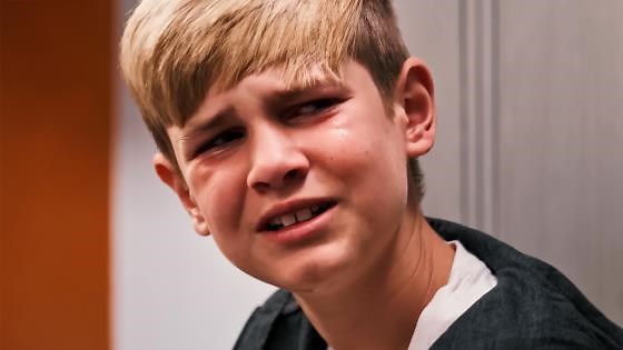 Poor kid has no home to go to (ft. SSSniperWolf)