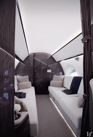 Gulfstream G500: Elevate Your Flight Experience. Download JetCheck app or contact us for more info.
