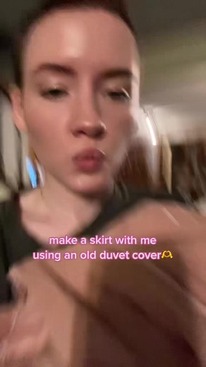 Creating a Skirt from an Old Duvet Cover