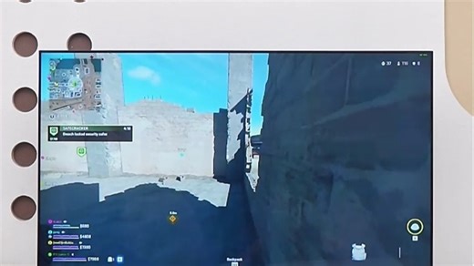 老电视秒变游戏神器，726款游戏随心畅玩！告别单调观影，接入即享 arcade 经典，客厅秒变娱乐中心。真实还原拳皇格斗快感，操作流畅不卡顿，老人孩子都能快速上