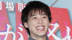 竹内涼真(32) タトゥーチラ見えのワイルドな姿に反響「色気ありすぎだよ」「鼻血とお熱出そう」 - ABEMAエンタメ - 話題のSNS (ニュース) | 無料動画・見逃し配信を見るなら | ABEMA