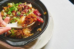 42K views · 1K reactions | The perfect one-pot dinner. Get the recipe: sbs.com.au/food/recipes/chicken-and-lup-cheong-claypot-rice | SBS Food | Facebook