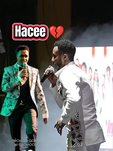 Haacaalu Hundeessaa #oromomusic #oromotiktok #oromo #Oromoo