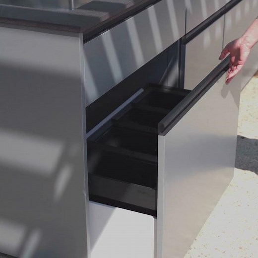 The Perfect Pergola & Outdoor Kitchen Combination | Modern Outdoor Living