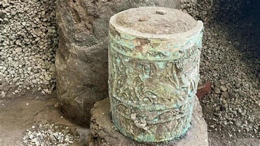 Scavi di Pompei, prezioso contenitore ritrovato in ambiente street food del Termopolium Regio V