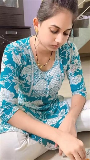 Aarvi Rahul Gaikwad | खायला आणला तरी promble बायकोला 😂#viral #reels #instagood #dailypost #couplegoals #husbandandwife #family #couple #viralvideos | Instagram