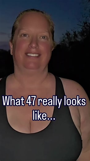 47 years young and embracing every single curve. 🌙 Confidence is the best outfit, but a midnight stroll is a close second. Does anyone else love the night air as much as I do? ✨ #redhead #curvy #over40 #bodypositivity #nightrunning