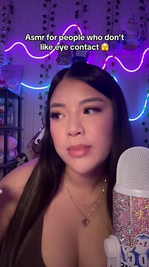 No eye contact pls 🫣 #asmr #asmrvideo #asmrnoeyecontact #fyp