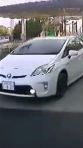無理矢理 追い越す プリウス・・#shorts #ドライブレコーダー #迷惑運転 #危険運転 #事故