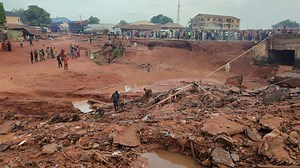 Deadly flooding devastates Nigerian town