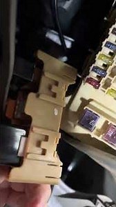 2002 Toyota Highlander heated side mirror not working