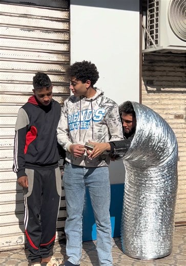 Funny Street Pranks with Wind Tunnel Experiment