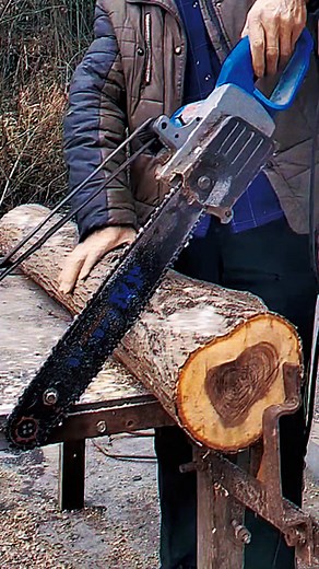 Chainsaw Cutting Techniques: Mastering Log Sawmilling