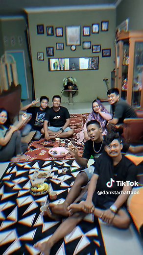 𝚂𝚎𝚕𝚊𝚖𝚊𝚝 𝚍𝚊𝚝𝚊𝚗𝚐 𝚍𝚒 𝚋𝚞𝚖𝚒 𝚋𝚎𝚛𝚝𝚞𝚊𝚑 @𝕊𝕚𝕝𝕖𝕥 𝕘𝕦𝕟𝕒𝕨𝕒𝕟 . 𝚜𝚎𝚖𝚘𝚐𝚊 𝚐𝚊𝚔 𝚔𝚊𝚙𝚘𝚔 𝚍𝚊𝚝𝚊𝚗𝚐 kemari@Afin Pujangga @Eko prasetio @ucokkopi @mariyono72 @ibesss18 @syahril_812