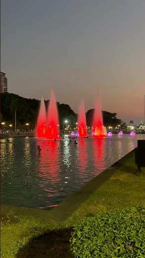 #philippines 🇵🇭 The Colorful fountains at Rizal park in Metro-Manila