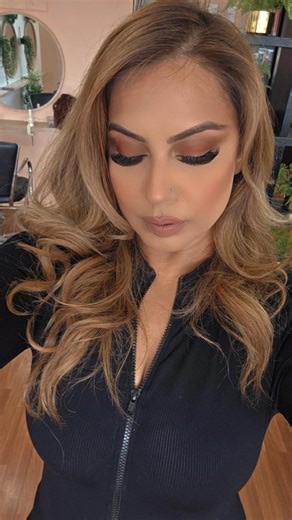 Komal Popli | Content creator/Business Promoter - Melbourne on Instagram: "Stay tuned! #lookoftheday #foryou #trending #melbourne #desi #desigirl #browngirl #foryourpage #tiktokfamous #punjabi #punjabitiktok #makeup #melbournemakeup #funny #MelbourneInfluencer #punjabiinmelbourne #melbournecontentcreator #indianmakeupartist"
