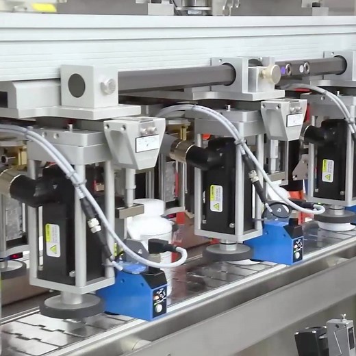 Deliver more value — without extra hassle. Sleevit shrink sleeve labelers make it easy to create twin packs, bundled products and bonus offers, all with maximum protection and label coverage. Find the right solution for you: https://hubs.ly/Q03NhNrK0 | BW Integrated Systems