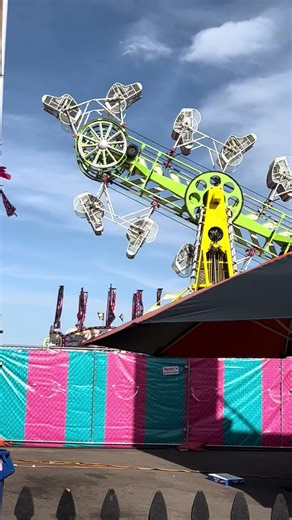 Carnival Ride Moving Around!