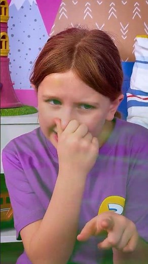 🛁 Sara the Stinky One? Uh-oh! #shorts #moralstory
