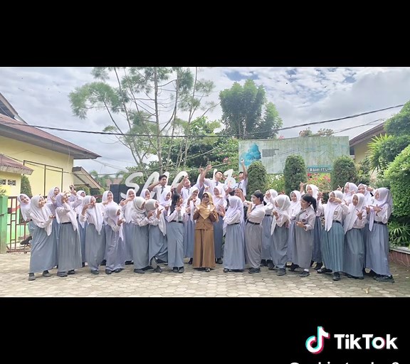 cybiotwelve (@cybio.twelve2)’s videos with suara asli - arxy_praasnt