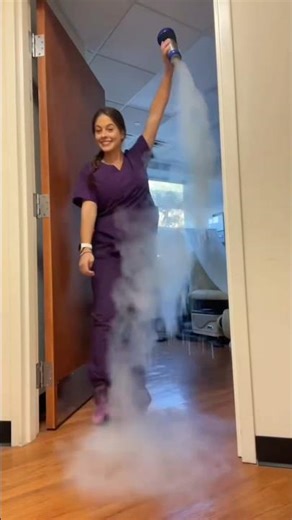 التخلص من النيتروجين السائل: لحظة المتعة في نهاية يوم العمل