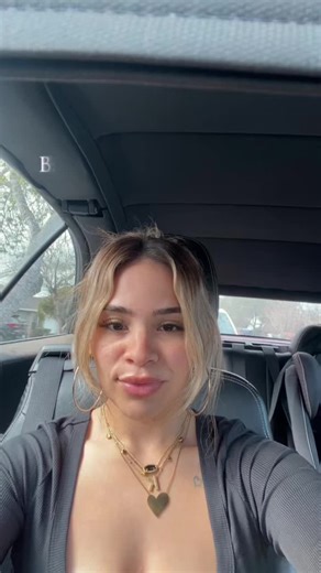 Choosing Perfect Baby Shower Gift: Pampers and Wipes