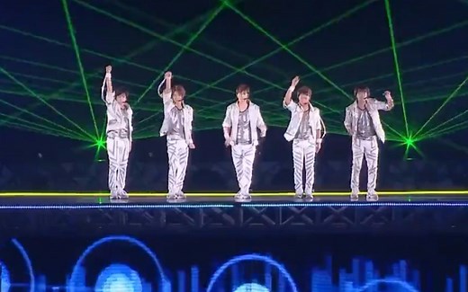 【岚 Arashi】岚团最令人惊叹的五段演唱会表演，2019年经纪人的评选结果（喜欢的片段 121）