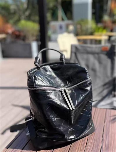 Black Leather Backpack, Minimal Unisex Laptop Backpack, Large Everyday Work Bag, Travel Backpack, Zippered Leather Bag - Etsy