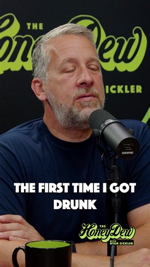 Vodka had em slow dancin! Darrell Hammond Highlights the Lowlights of his long battle with addiction and how one therapist was able to unlock a hidden traumatic memory that would eventually set Darrell free, on this week’s ep of The HoneyDew! m.youtube.com/@rsickler | The HoneyDew Podcast