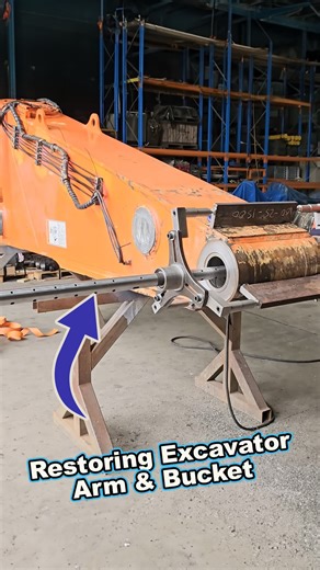 Restoring BIG Excavator Arm & Bucket! | Cutting Edge Engineering Australia