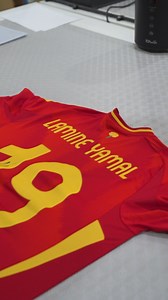 933K views · 28K reactions | ASMR Framing with a Lamine Yamal signed Spain shirt SOUND UP⬆️ #asmr #asmrsounds #asmrvideo #signedmemorabilia #yamal #football #lamineyamal #spain | Icons.com | Facebook