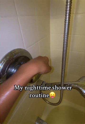 Shower routine#fypシ #foryou #makemefamous #foryoupage #hygieneproducts #hygieneroutine #blowthisupforme