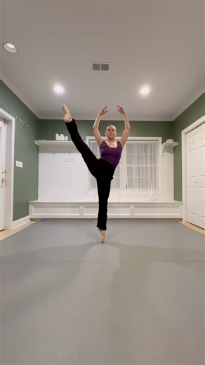 safe to say these pointe shoes were dead 💀 #shorts #dance #ballet #trend