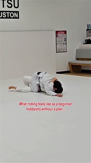 Ted Arellano III on Instagram: "Most beginners react to discomfort, not threat. That’s not their fault — no one gave them rules. Save this if your rounds feel chaotic. #jiujitsustyle #jiujitsu #htownfinest #brazilianjiujitsu #bjjtraining #grapplinglife #ruxpintraining #selfdefense #submissiongrappling #smartjiujitsu #bottleneck #beginning #beginnertips #beginnerjiujitsu #hobbyist #whitebelt #whitebeltproblems #tips #tipsandtricks #howto #howtobasic #newstudents #newmember #womenempowerment #wome