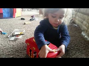 Toddler Playing - Daniel Tiger Deluxe Electronic Trolley Toy + Friends Figures - Unboxing
