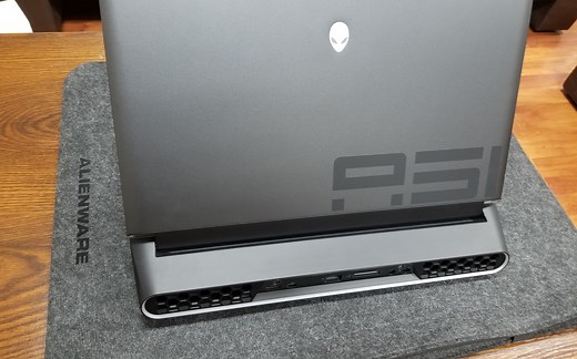 外星人51m笔记本拆机更换i9-9900kCPU，Alienware Area-51m