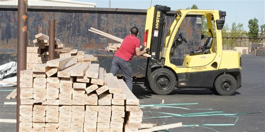 Despite Lumber Boom, Few New Sawmills Coming