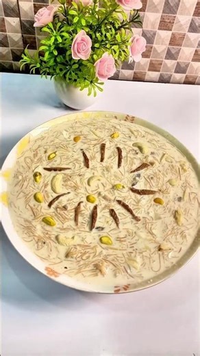 Sheer Khurma Recipe in 1 Minute 😍 | Eid Special Dessert #shorts #sheerkhurma #foryou